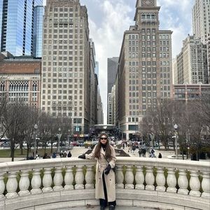 Meet your Posher, Stephania